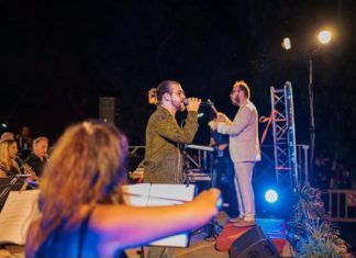 Direzione musica. Evento canoro a Veglie