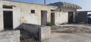 Frigole, Lungomare Mori: la Beirut salentina che da anni aspettiamo di cambiare: edifici pericolanti, degrado e rifiuti in riva al mare - Corriere Salentino