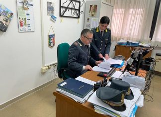 Meccanici, carrozzieri e parrucchieri abusivi e sconosciti al Fisco: in diciotto finiscono nei guai nel sud Salento