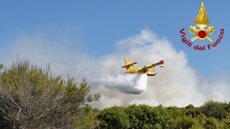 Ancora una giornata infernale nel Salento. Rogo a Castro, le fiamme minacciano il Blubay - Corriere Salentino