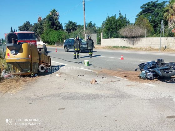 Impatto tra Ape e moto: due feriti trasportati in ospedale - Corriere Salentino