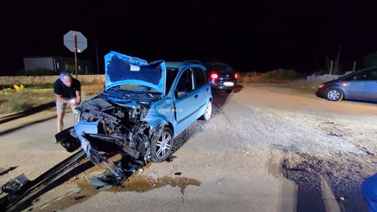 Schianto frontale sulla provinciale che conduce al mare: un ferito in ospedale con codice rosso - Corriere Salentino