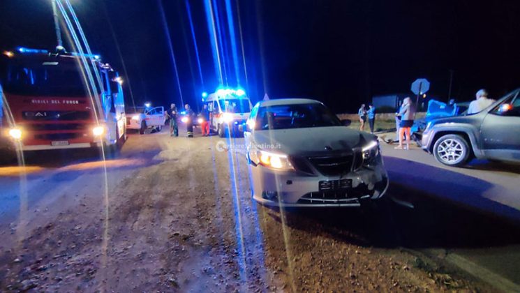 Schianto frontale sulla provinciale che conduce al mare: un ferito in ospedale con codice rosso - Corriere Salentino