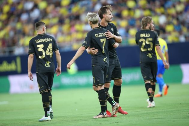 Il Lecce perde ai rigori l'amichevole in Spagna ma impressiona positivamente - Corriere Salentino