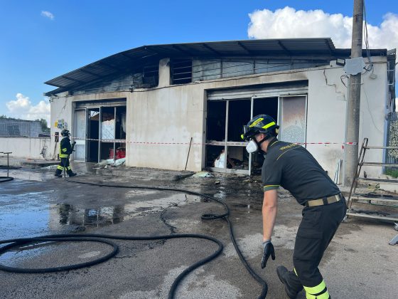 Rogo nel centro cottura, danni ingenti: all'origine un probabile cortocircuito - Corriere Salentino