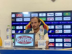 D’Aversa: “Orgoglioso dei ragazzi, ma possiamo ancora crescere”. Gilardino: “Molta amarezza” - Corriere Salentino