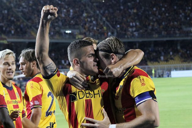 Krstovic la sblocca, Strefezza la chiude: il Lecce batte anche la Salernitana - Corriere Salentino