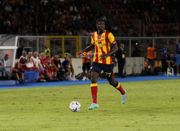 Krstovic la sblocca, Strefezza la chiude: il Lecce batte anche la Salernitana - Corriere Salentino