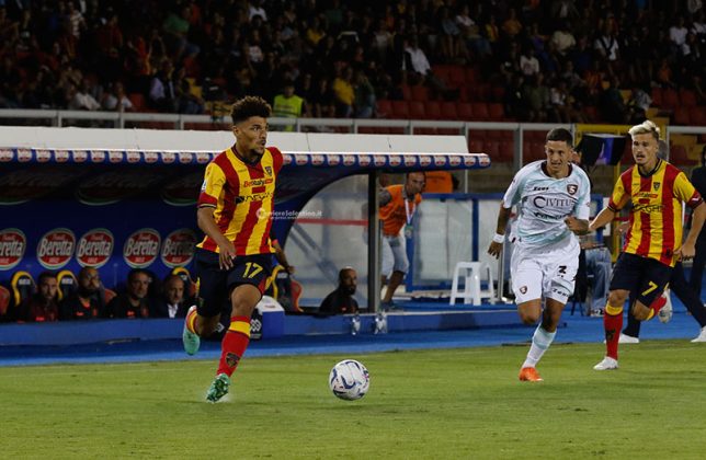 Krstovic la sblocca, Strefezza la chiude: il Lecce batte anche la Salernitana - Corriere Salentino