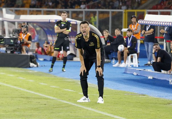 Una “magia” di Oudin piega il Genoa: secondo posto e Via del Mare in estasi - Corriere Salentino