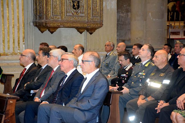 Una pagina Facebook per accorciare le distanze col cittadino: la Questura di Lecce festeggia il patrono sbarcando sui social - Corriere Salentino