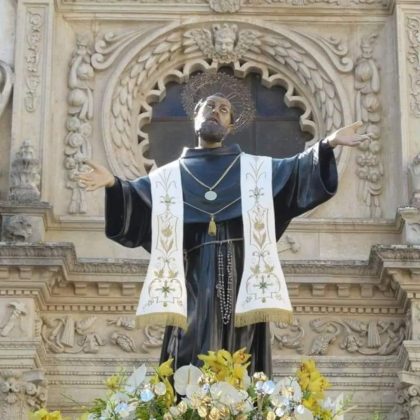 Una città in Festa per il Santo Patrono, San Giuseppe da Copertino, tra riti religiosi, concerti bandistici ed eventi, parco divertimenti, luminarie e stand commerciali - Corriere Salentino