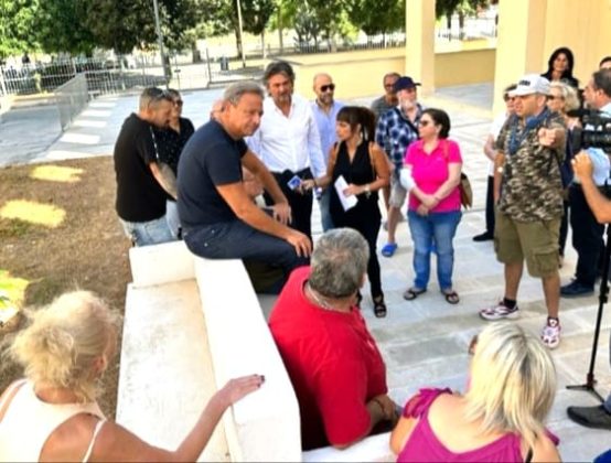 Palazzine via Carafa al rione San Pio di Lecce, nuovo sopralluogo Pagliaro: “Dopo due anni ancora degrado, presenterò nuova interrogazione” - Corriere Salentino