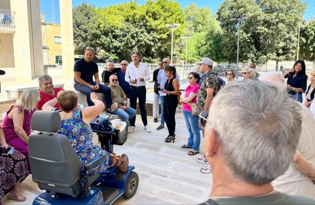 Palazzine via Carafa al rione San Pio di Lecce, nuovo sopralluogo Pagliaro: “Dopo due anni ancora degrado, presenterò nuova interrogazione” - Corriere Salentino