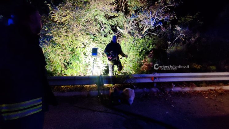 Prima lo schianto, poi l'auto prende fuoco: uomo muore carbonizzato  - Corriere Salentino