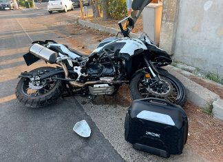 Scontro tra auto e moto sulla provinciale: padre e figlia trasportati in ospedale