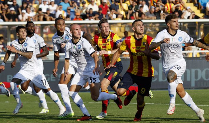 Lecce, che batosta! Il Napoli passeggia al Via del Mare e cala il poker: 4 a 0 - Corriere Salentino