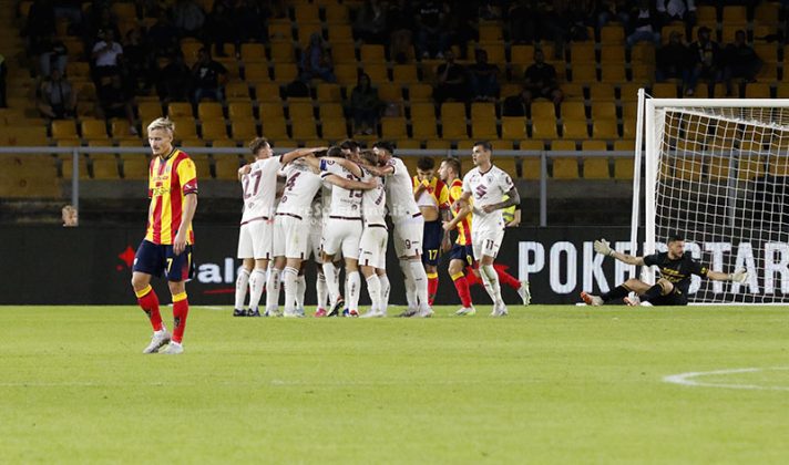 Lecce poco lucido, impreciso e con le polveri bagnate: al Via del Mare passa il Torino per 1 a 0 - Corriere Salentino