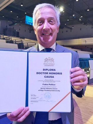 Il Rettore dell’Università del Salento Fabio Pollice insignito dell’“honorary doctorate degree” dalla Riga Technical University - Corriere Salentino