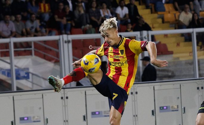 Lecce poco lucido, impreciso e con le polveri bagnate: al Via del Mare passa il Torino per 1 a 0 - Corriere Salentino