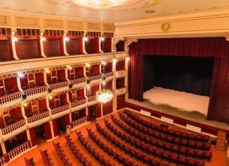 Teatro Tito Schipa di Gallipoli, la direzione: “Continuiamo a gonfie vele, a stupire sempre di più il nostro pubblico”