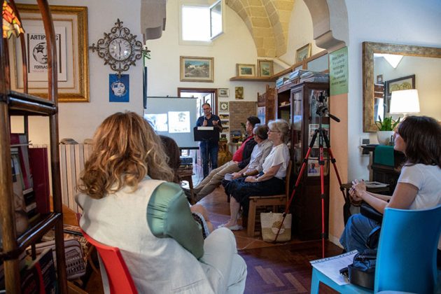Giornata del Contemporaneo: Spazio “d’Artista A Casa Mia”. Brillante iniziativa di Pompea Vergaro - Corriere Salentino