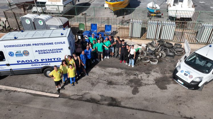 Il Mare dentro. Giornata di pulizia dei fondali cesarini in memoria di Dino Basile, pescatore - Corriere Salentino