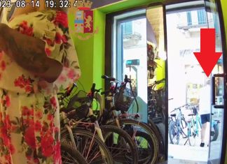 Si traveste da donna per consentire al complice di rubare un monopattino: denunciato. Nei guai anche un altro “ladro di biciclette”