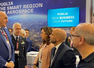 Aerospazio pugliese negli Emirati Arabi Uniti, l’assessore Delli Noci: “Promuoviamo un settore strategico in un mercato in rapidissimo sviluppo