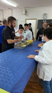 Autismo, la cucina come terapia: da Eurofood i laboratori di Cucina il Salento con gli “Amici di Nico” e Kalò Fai - Corriere Salentino