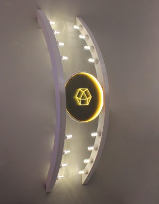 “Fusion Dreams”: la luminaria di Andrea Russo che celebra l’armonia tra natura e design - Corriere Salentino