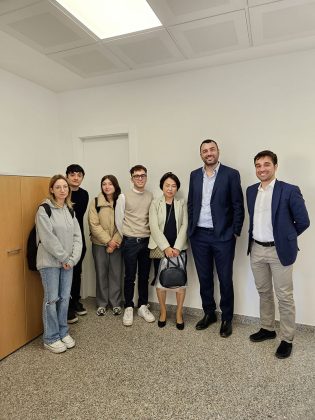 Asse Italia-Giappone: per la prima volta in Puglia, una buyer giapponese è ospite di una giovane azienda salentina - Corriere Salentino