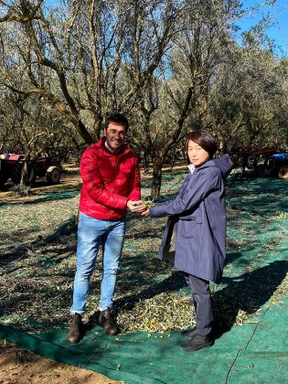Asse Italia-Giappone: per la prima volta in Puglia, una buyer giapponese è ospite di una giovane azienda salentina - Corriere Salentino