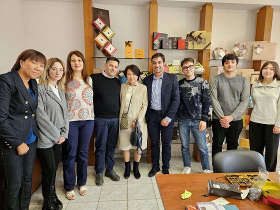 Asse Italia-Giappone: per la prima volta in Puglia, una buyer giapponese è ospite di una giovane azienda salentina - Corriere Salentino