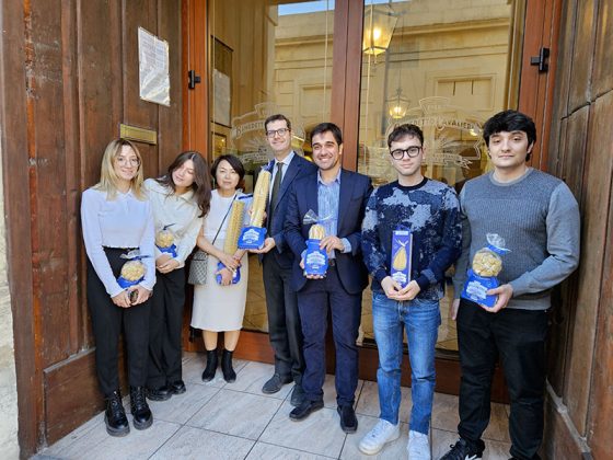 Asse Italia-Giappone: per la prima volta in Puglia, una buyer giapponese è ospite di una giovane azienda salentina - Corriere Salentino