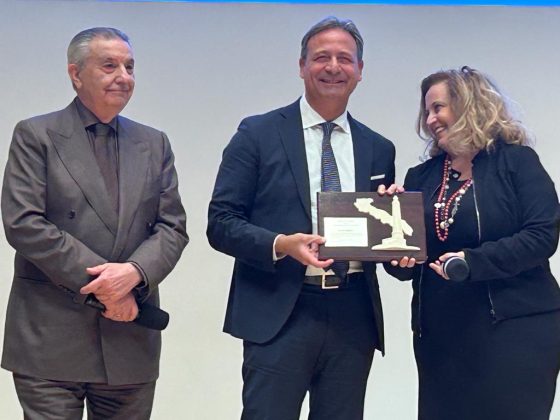 Premio ambasciatori di Terre di Puglia a Pagliaro: “Orgoglioso e onorato di rappresentare la mia Lecce e il mio Salento a Milano” - Corriere Salentino