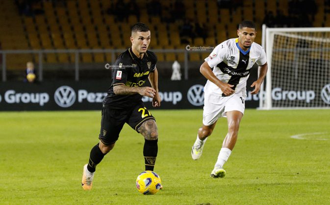 Finale horror dopo la rimonta, nel recupero dilaga il Parma per 4 a 2: il Lecce dice addio alla Coppa Italia - Corriere Salentino