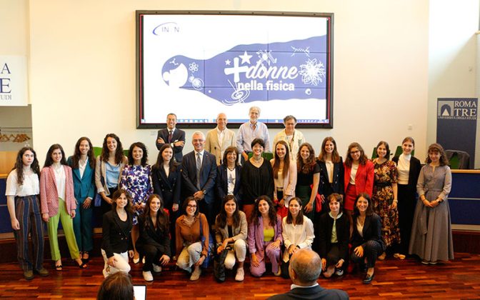 Le studentesse di Fisica a Unisalento Gaia Sacquegna e Margherita Imbriani vincitrici delle borse di studio del progetto dell’INFN “Più donne nella fisica” - Corriere Salentino