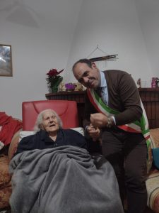 Soleto, nonna Immacolata Gelsemio festeggia il suo centesimo compleanno - Corriere Salentino