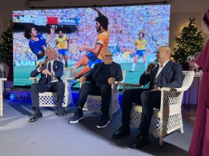 Corvino talent scout, eccellenza di talento, risorsa per il territorio. Il direttore del Lecce premiato insieme ai grandi nomi del calcio - Corriere Salentino