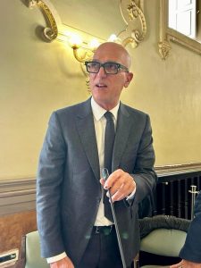 Lecce, passa il bilancio in Consiglio nei tempi previsti: disavanzo dimezzato, ora si attendono le risorse del governo. I sacrifici non sono ancora finiti - Corriere Salentino