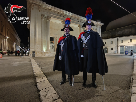 La sicurezza dei Carabinieri nei centri urbani salentini anche in grande uniforme storica - Corriere Salentino