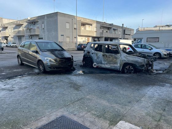 Doppio incendio, quattro mezzi danneggiati dal fuoco: indagini in corso sulle cause - Corriere Salentino
