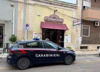 Ancora “spaccate”: nel mirino finiscono un pub-pizzeria ed un alimentari, ma i colpi sfumano