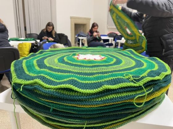 A Melendugno “Scileppi e luci dell’Immacolata”, accensione in piazza dell’albero di Natale realizzato all’uncinetto e del Presepe - Corriere Salentino