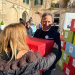 Cuore Amico: Natale di solidarietà, donati pacchi di generi alimentari alle famiglie più bisognose della diocesi di Lecce - Corriere Salentino