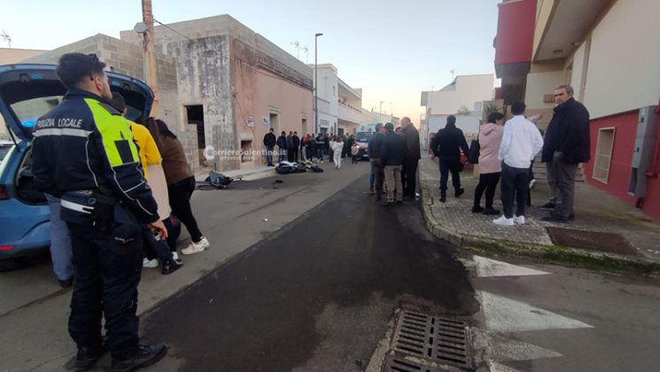 Schianto tra auto e moto all'incrocio: centauro in ospedale - Corriere Salentino