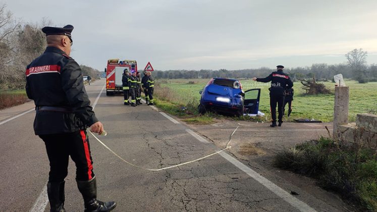 Tragedia nel basso Salento, perde il controllo della Punto e si ribalta: muore 23enne - Corriere Salentino