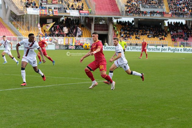 Falcone in area avversaria si procura un rigore allo scadere, Piccoli riacciuffa il Bologna dal dischetto: 1 a 1 - Corriere Salentino