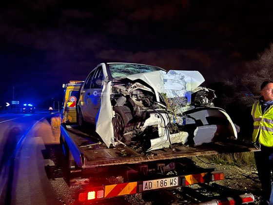 Tragico impatto in auto contro un albero: muore un uomo. Grave la moglie - Corriere Salentino